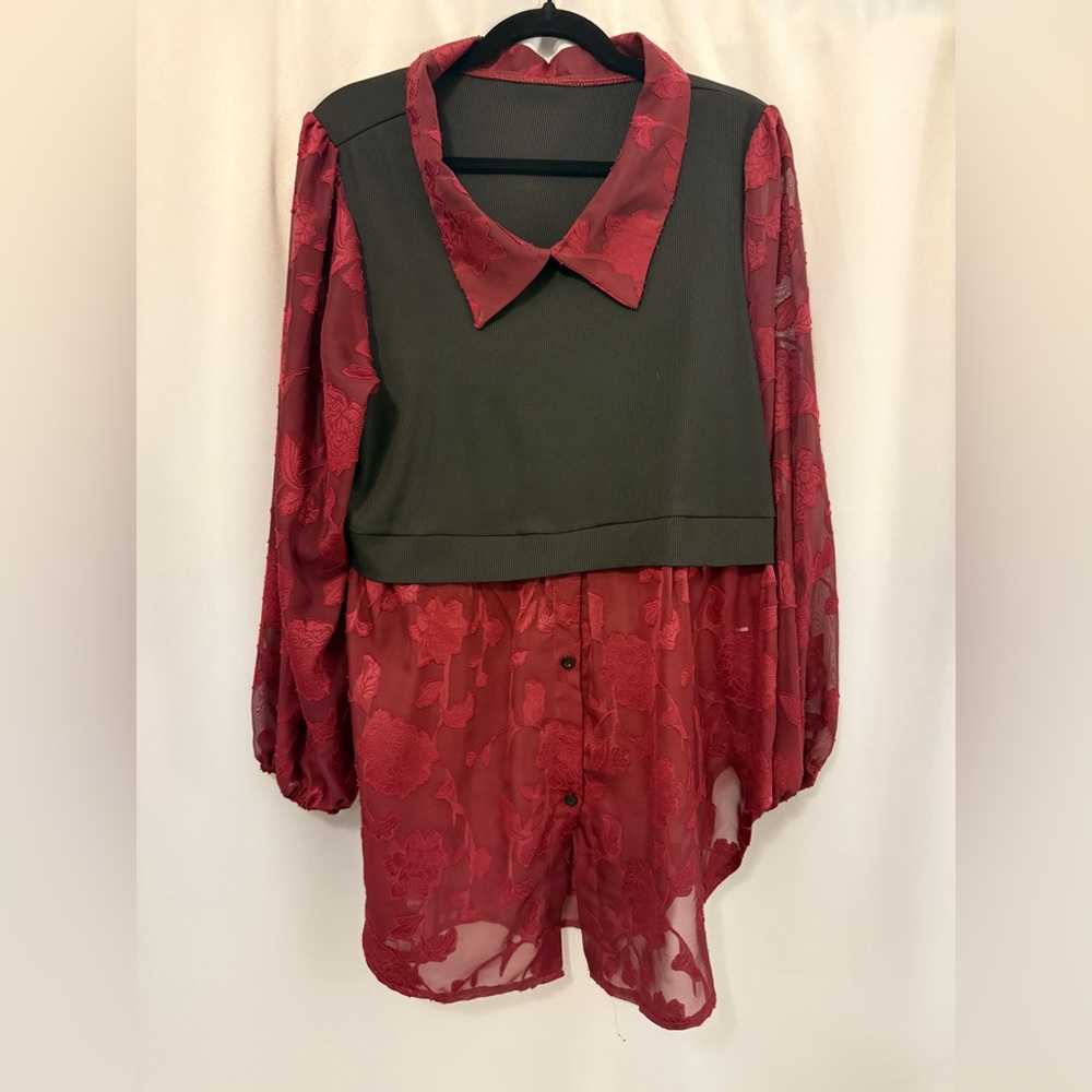 👠 3 for $ 30👠 Shein Maroon and Black Sheer Women's Top 👠 3 for $ 30👠